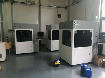 某职业院校3D打印机安装现场